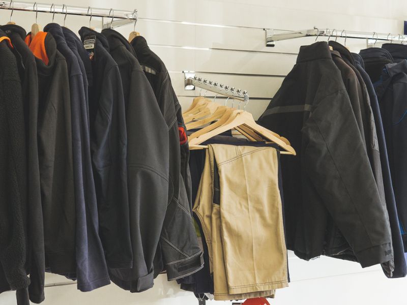 Cómo debo tratar mi ropa laboral