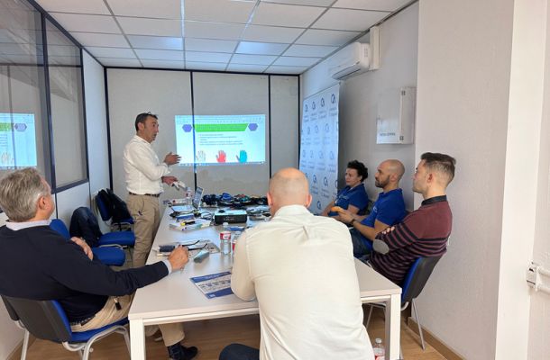 Jornada de formación sobre guantes JUBA