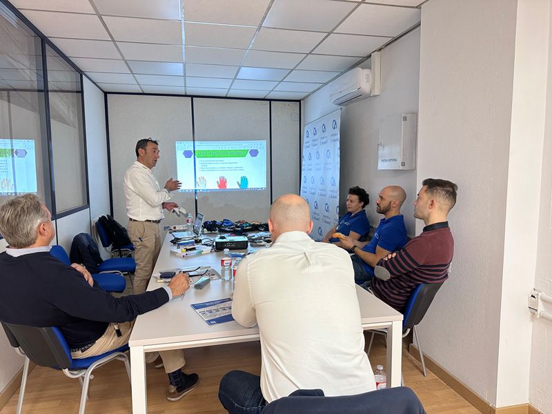 Jornada de formación sobre guantes JUBA